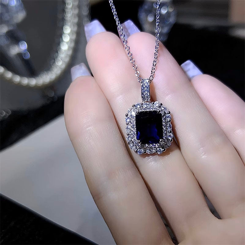 Light luxury simple temperament retro blue diamond necklace collarbone chain