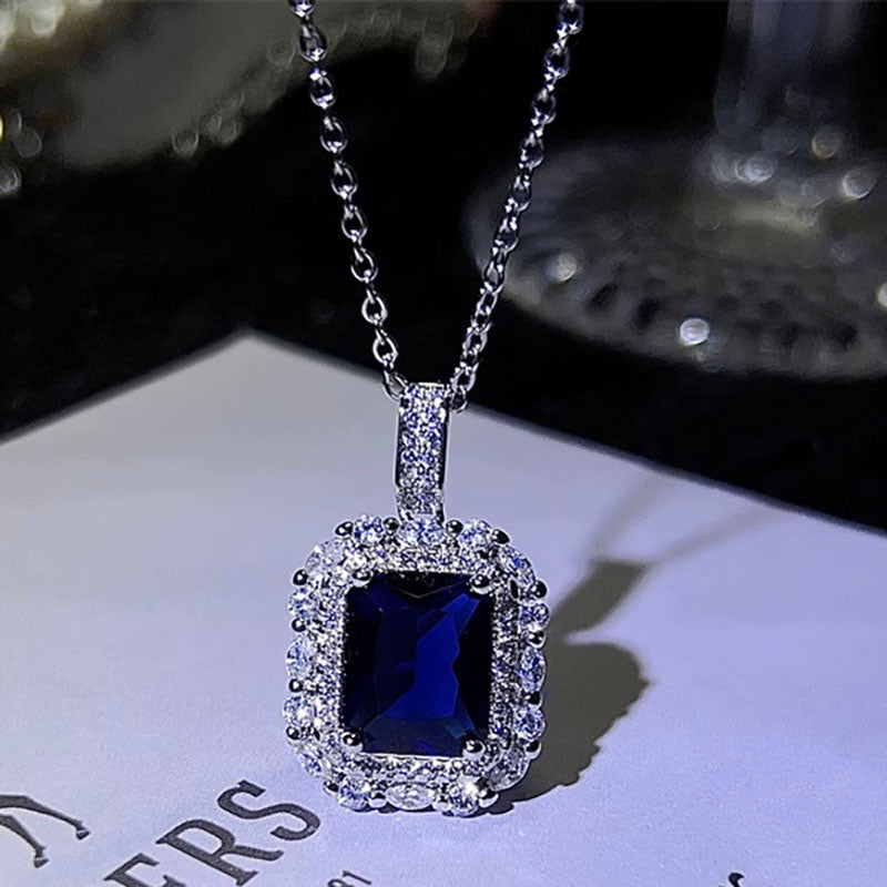 Light luxury simple temperament retro blue diamond necklace collarbone chain